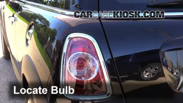 2012 Mini Cooper S 1.6L 4 Cyl. Turbo Hatchback Lights Turn Signal - Rear (replace bulb)